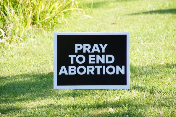 pray to end abortion