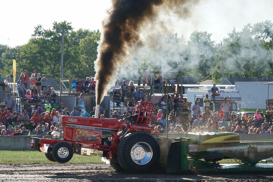 cash explosion tractor pulling team henry county fair 2017