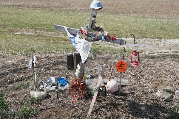 derek sheldon roadside memorial