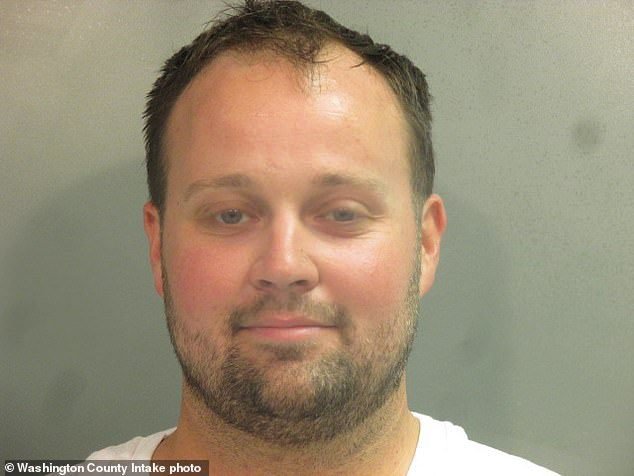 Black Collar Porn - Black Collar Crime: Josh Duggar Charged with Child Porn Possession |  LaptrinhX / News