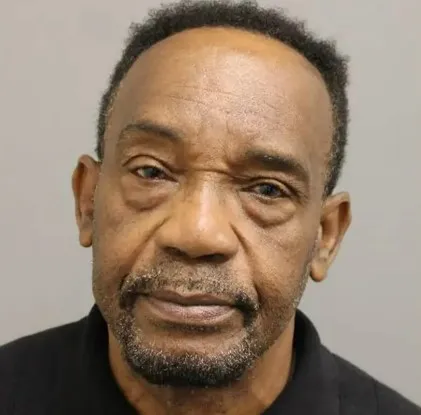 clinton bucknor